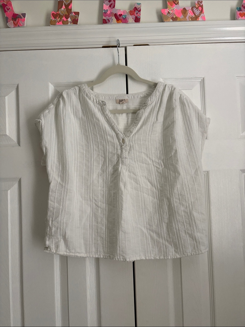 A.n.a white top